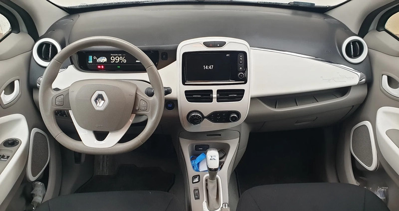 Renault Zoe cena 35500 przebieg: 91000, rok produkcji 2016 z Karczew małe 79